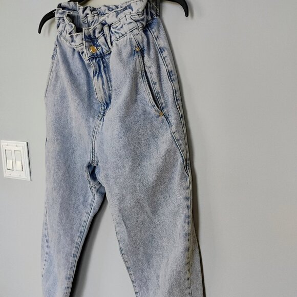 ZARA High-Waisted Paperbag Jeans Size 4 - Picture 3 of 10